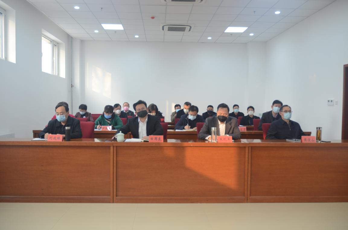 ‘J9直营集团’大全新能源公司2016年第2季度业绩摘要(图4) J9直营集团官网