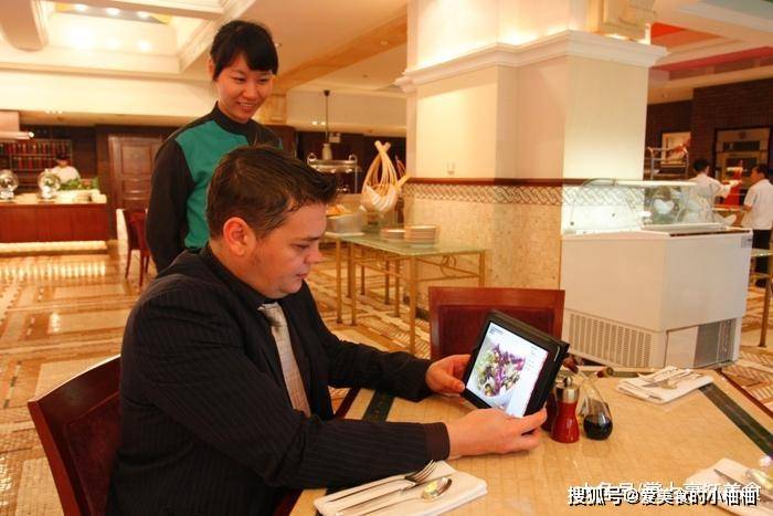 在外面用饭, 点菜时别说这“4个字”, 否则准成“宰羔羊”-J9直营集团官网(图2)
在外面用饭, 点菜时别说这“4个字”, 否则准成“宰羔羊”-J9直营集团官网(图2)
